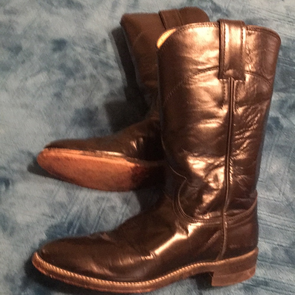 Justin cowgirl boots, register #: 13152, size 5B
